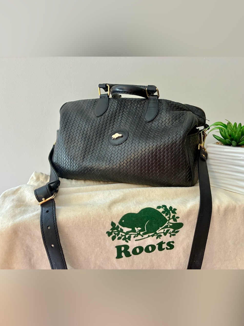 ROOTS ‘Banff’ vintage woven leather satchel